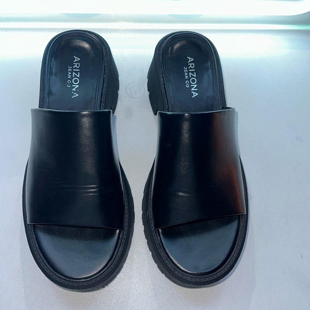 Arizona Jean Company Women's Classic Black Mules